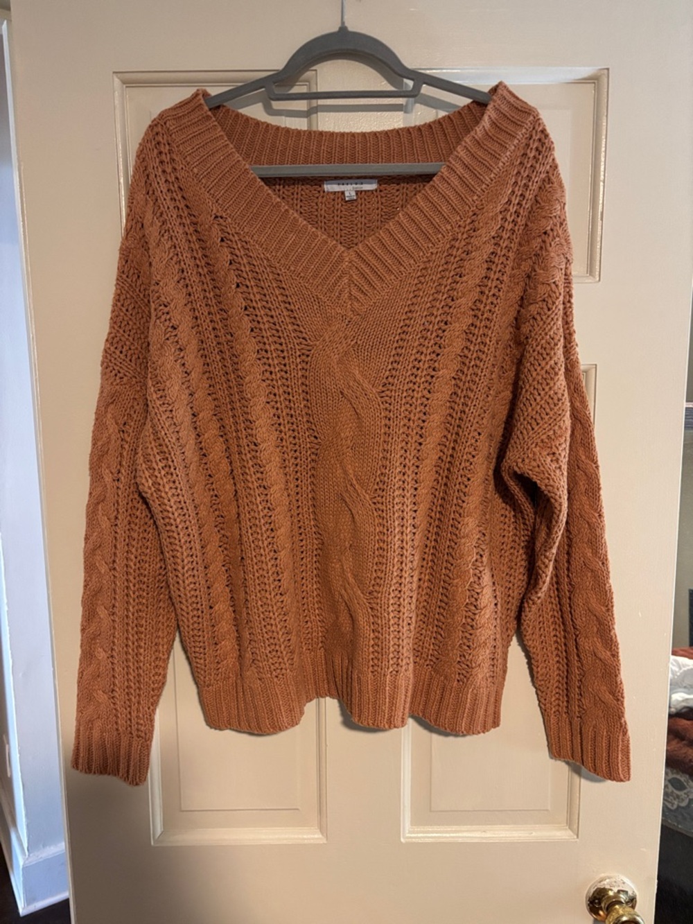 FAVLUX V-Neck Cable Knit Sweater in Rust Brown